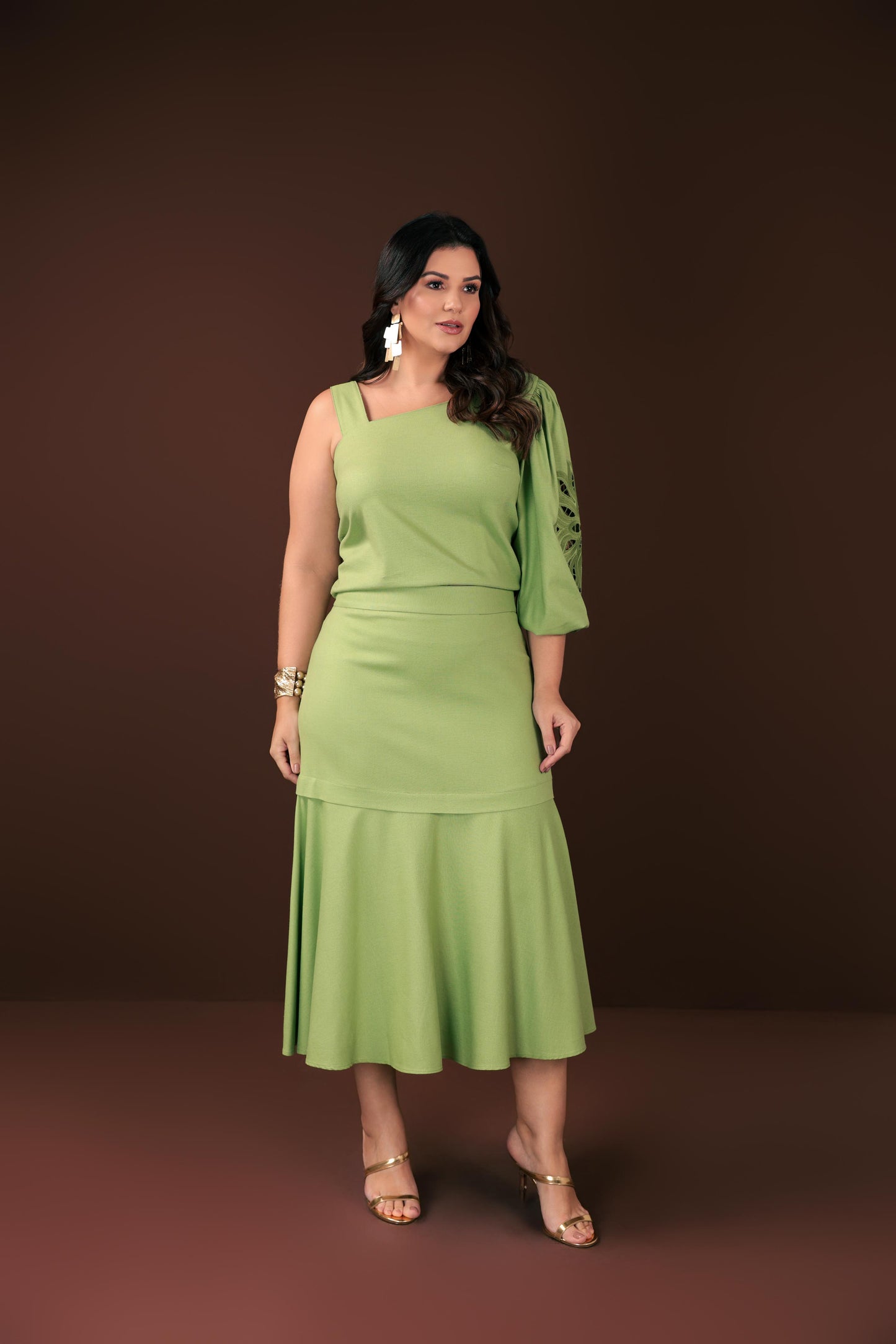 Conjunto de Saia e blusa um ombro só
