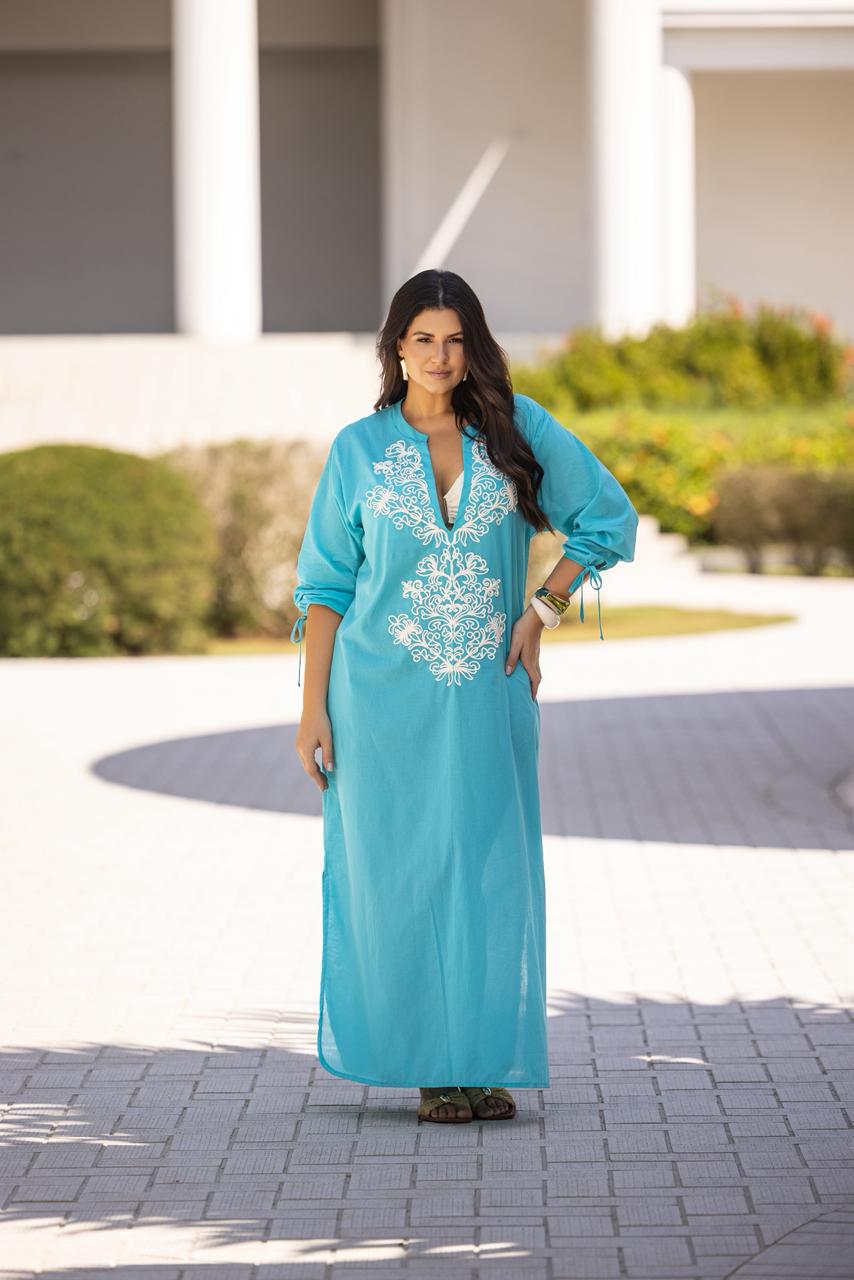 Saída longa bordada