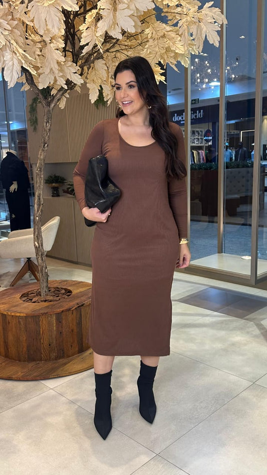 Vestido canelado midi